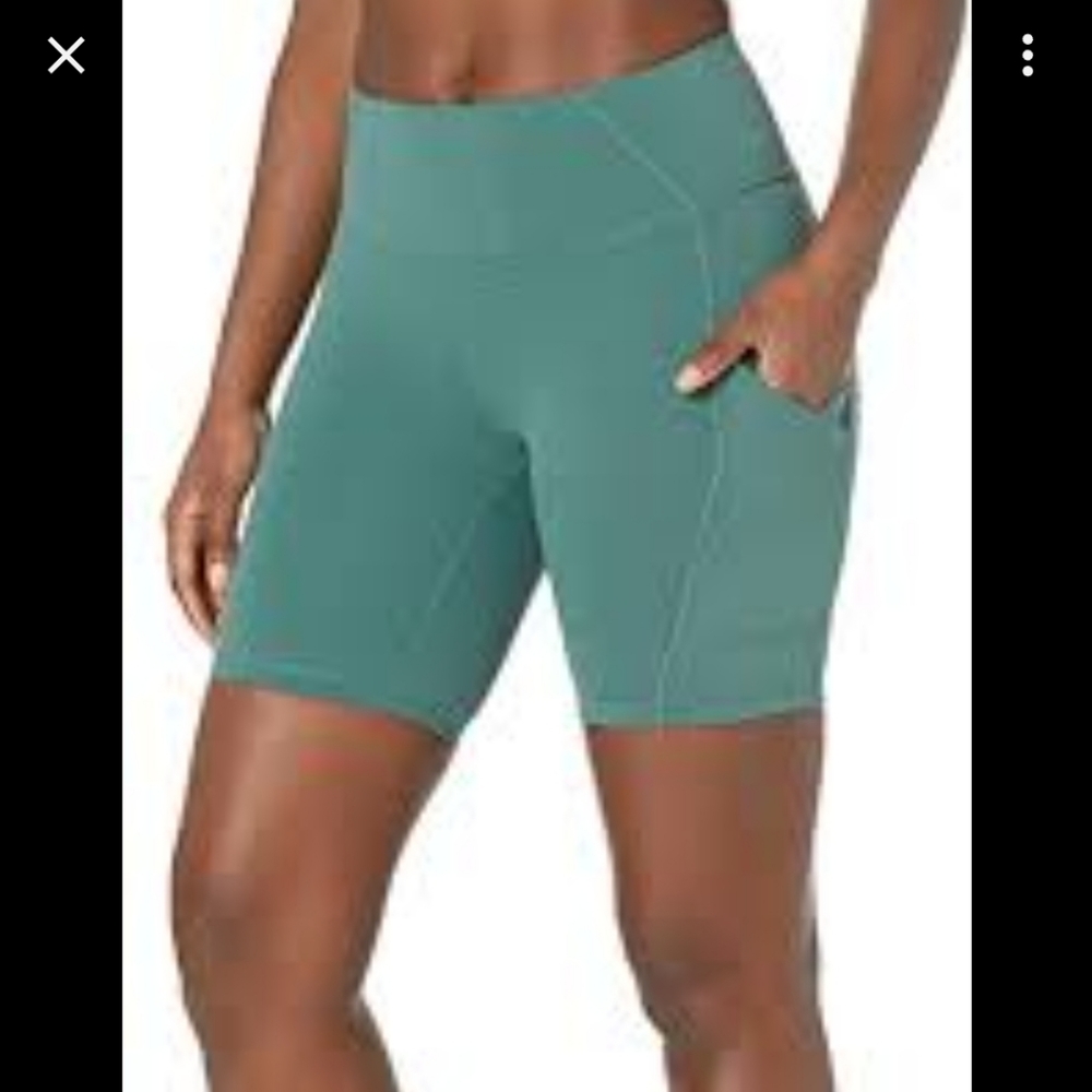 NWOT Prana Electra shorts